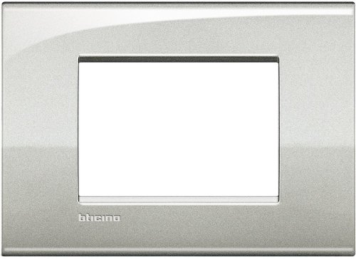 Рамка прямоугольная Legrand BTicino LivingLight 3 мод Лунное серебро  картинка